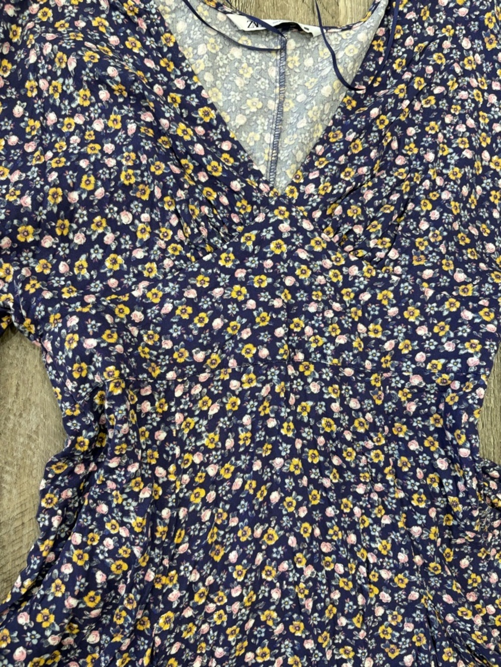 NWOT Zara Ditzy Floral Dress with Skater Style Skirt Medium​ - Picture 2 of 5